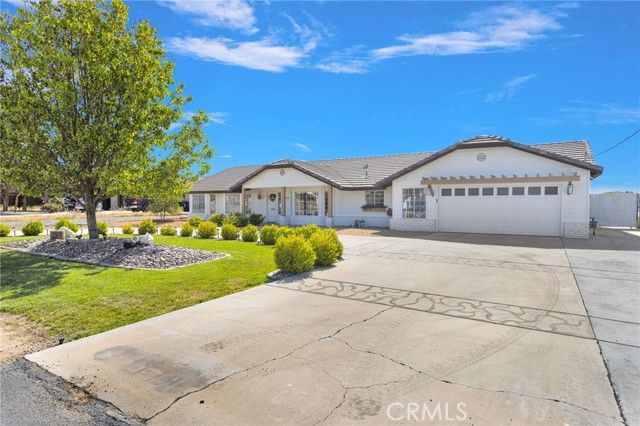 15454 Tuscola, Apple Valley, CA 92307