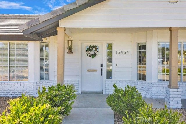 15454 Tuscola, Apple Valley, CA 92307