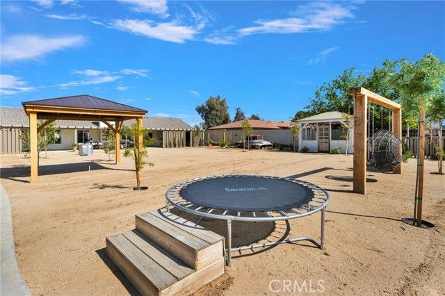 15454 Tuscola, Apple Valley, CA 92307