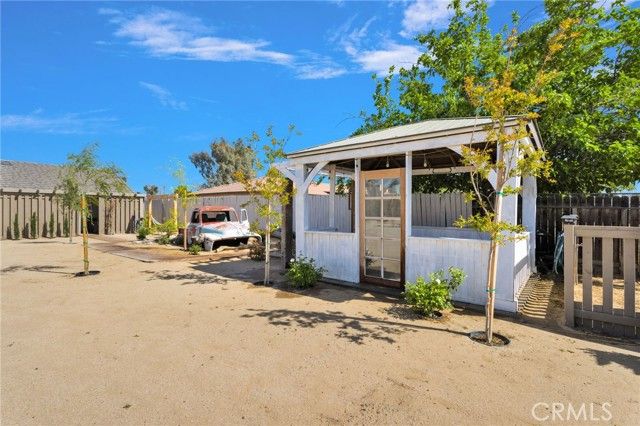 15454 Tuscola, Apple Valley, CA 92307