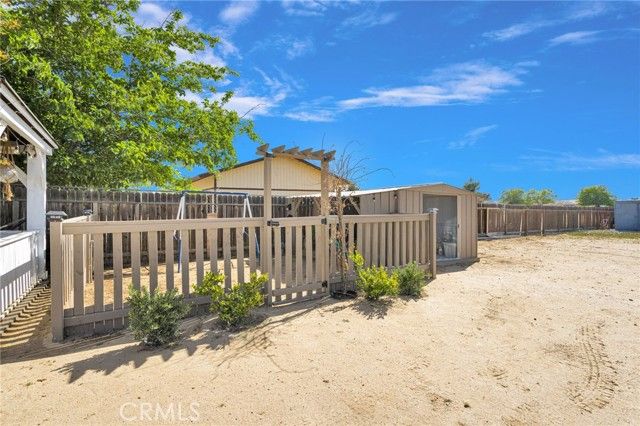 15454 Tuscola, Apple Valley, CA 92307