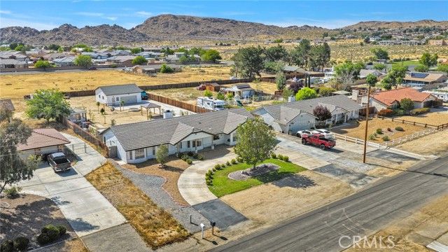 15454 Tuscola, Apple Valley, CA 92307