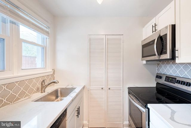 1716 MANNING, Glen Burnie, MD 21061