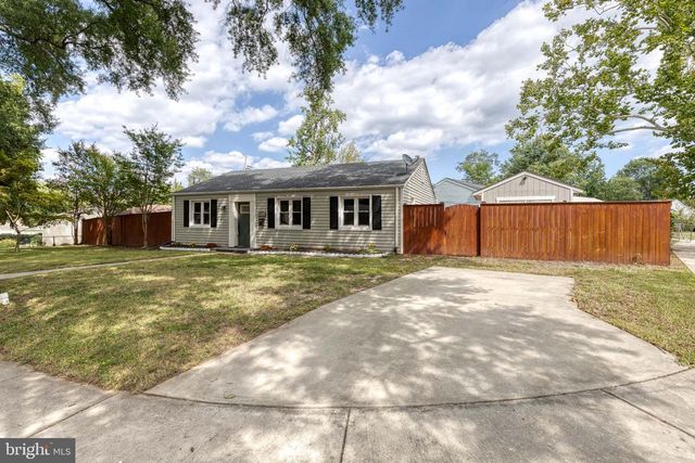 1716 MANNING, Glen Burnie, MD 21061
