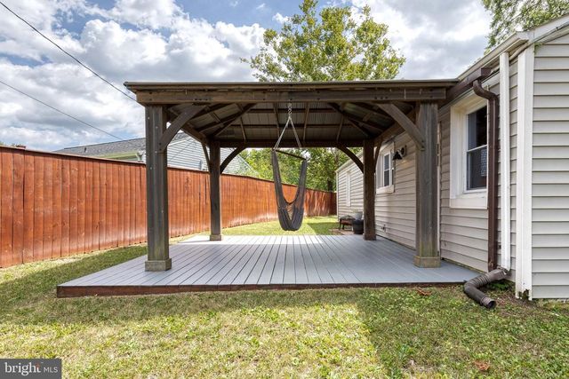 1716 MANNING, Glen Burnie, MD 21061