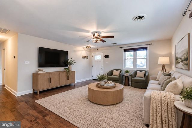 1716 MANNING, Glen Burnie, MD 21061