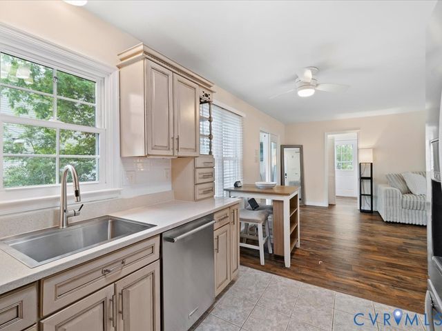 14001 Salten Ct, Midlothian, VA 23112