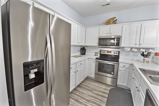 1058 Sea Mountain Hwy Unit 3303, North Myrtle Beach, SC 29582