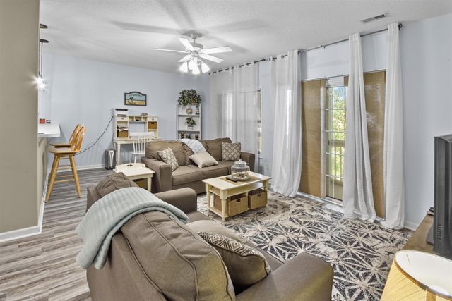 1058 Sea Mountain Hwy Unit 3303, North Myrtle Beach, SC 29582