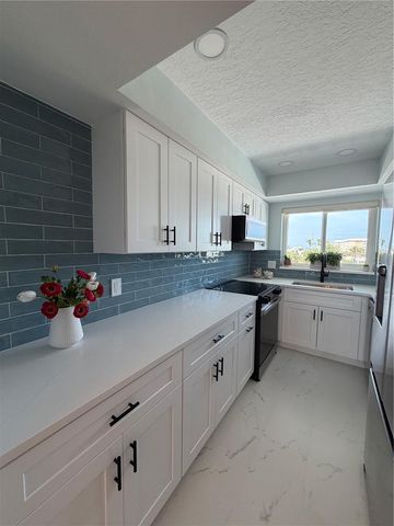 6363 GULF WINDS DRIVE 427, St Pete Beach, FL 33706