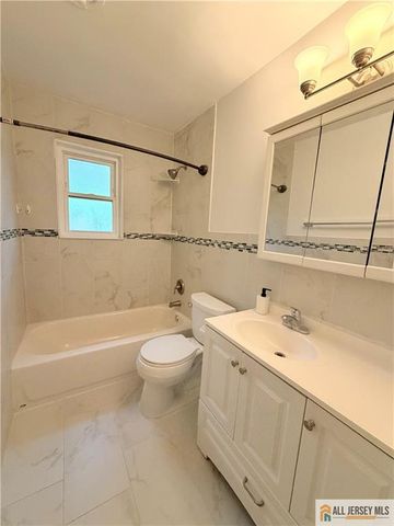37 Judson Street 10A, Edison, NJ 08837