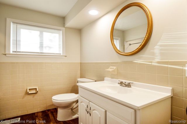 20053 HOMELAND Street, Roseville, MI 48066