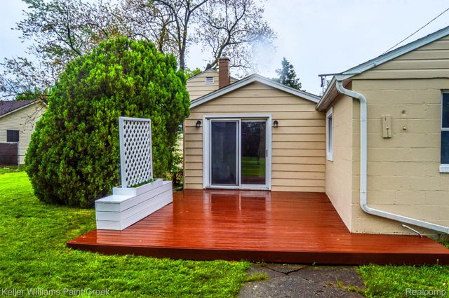 20053 HOMELAND Street, Roseville, MI 48066