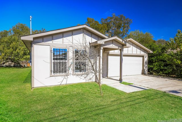 3343 Martin Luther King, San Antonio, TX 78220