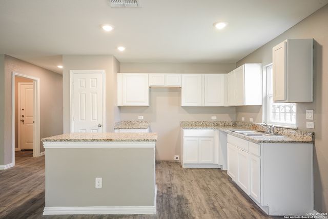 3343 Martin Luther King, San Antonio, TX 78220