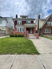 2454 Glynn Court, Detroit, MI 48206