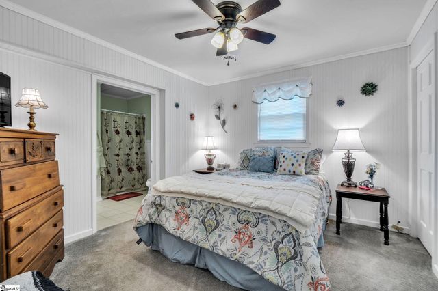 156 Zimmerman Drive, Inman, SC 29349