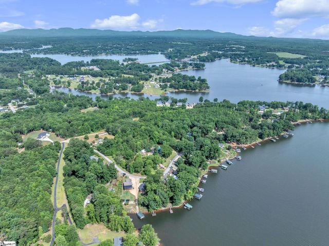 156 Zimmerman Drive, Inman, SC 29349