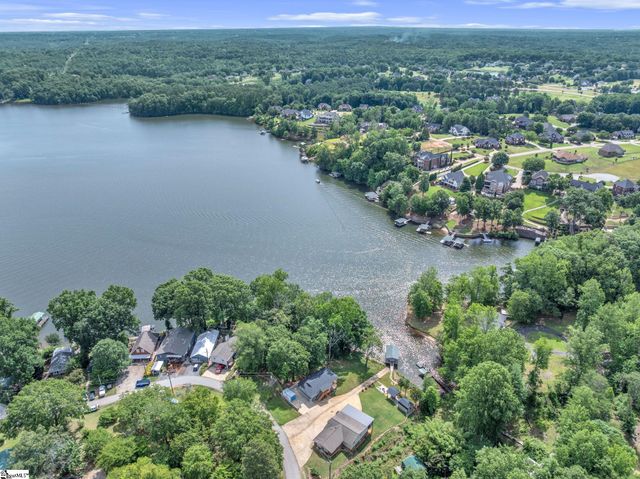 156 Zimmerman Drive, Inman, SC 29349