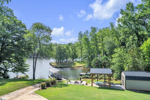 156 Zimmerman Drive, Inman, SC 29349