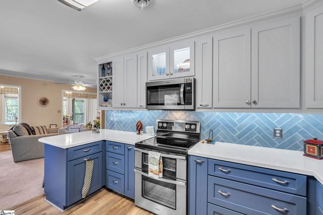 156 Zimmerman Drive, Inman, SC 29349