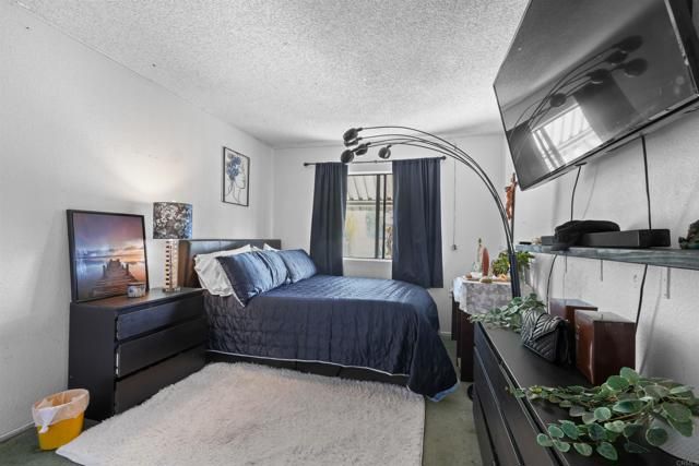 5088 Elkhart St, San Diego, CA 92105