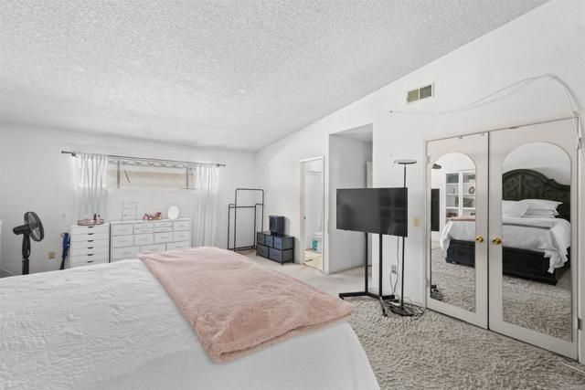 5088 Elkhart St, San Diego, CA 92105