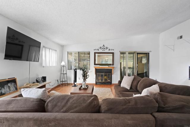 5088 Elkhart St, San Diego, CA 92105