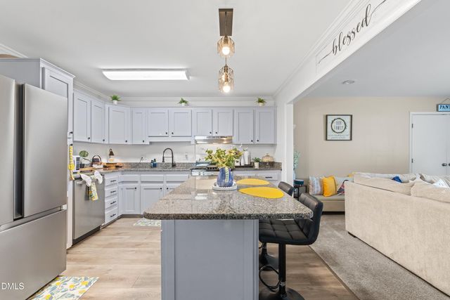 117 Holly Avenue, Dunn, NC 28334