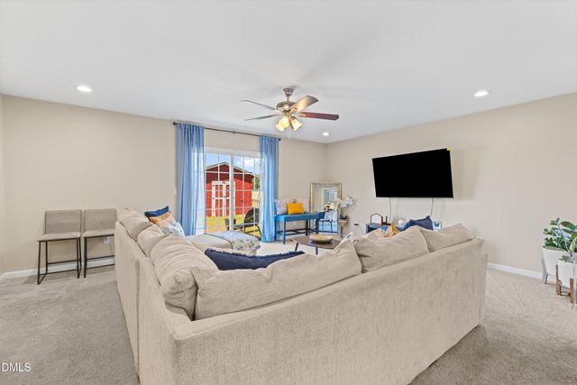 117 Holly Avenue, Dunn, NC 28334