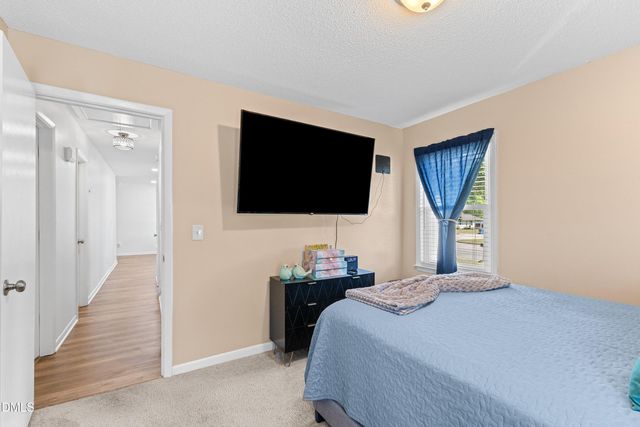 117 Holly Avenue, Dunn, NC 28334