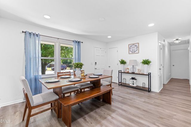 117 Holly Avenue, Dunn, NC 28334