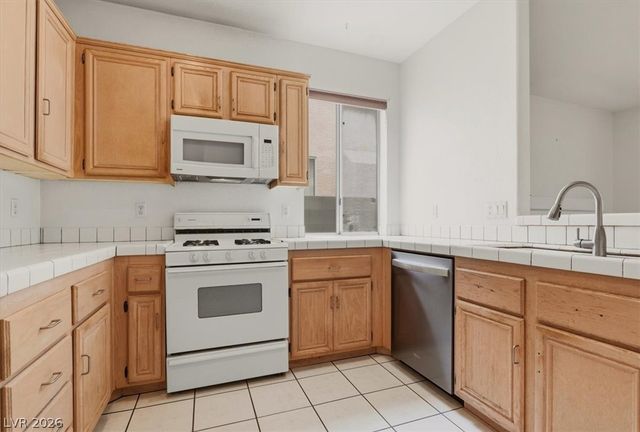 3213 Paragon Pointe Street, Las Vegas, NV 89129