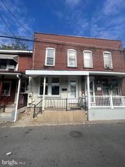 1117 WALTON ST, Lebanon, PA 17042