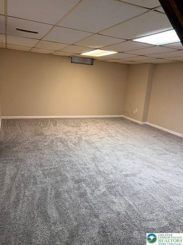 2215 West Congress, Allentown City, PA 18104