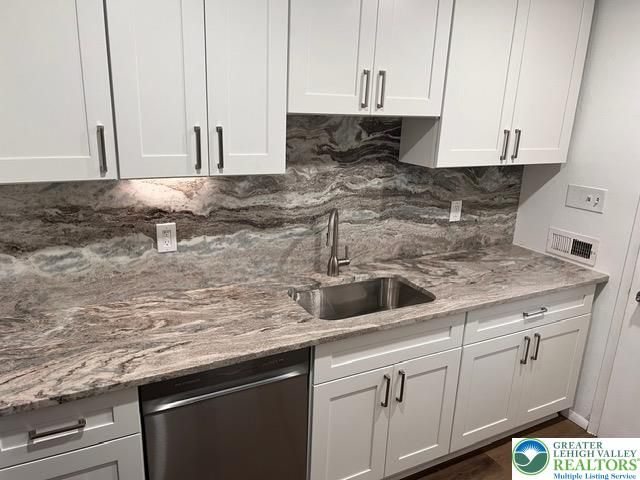 2215 West Congress, Allentown City, PA 18104