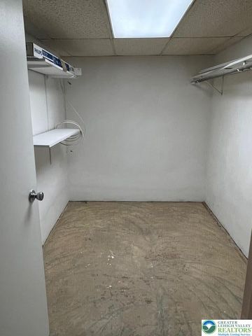 2215 West Congress, Allentown City, PA 18104