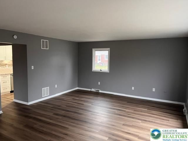 2215 West Congress, Allentown City, PA 18104