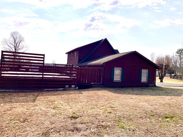 210 Cox Smith Lane, Corbin, KY 40701