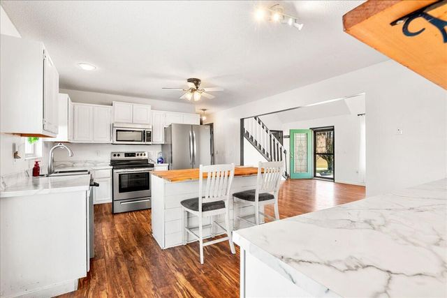 210 Cox Smith Lane, Corbin, KY 40701