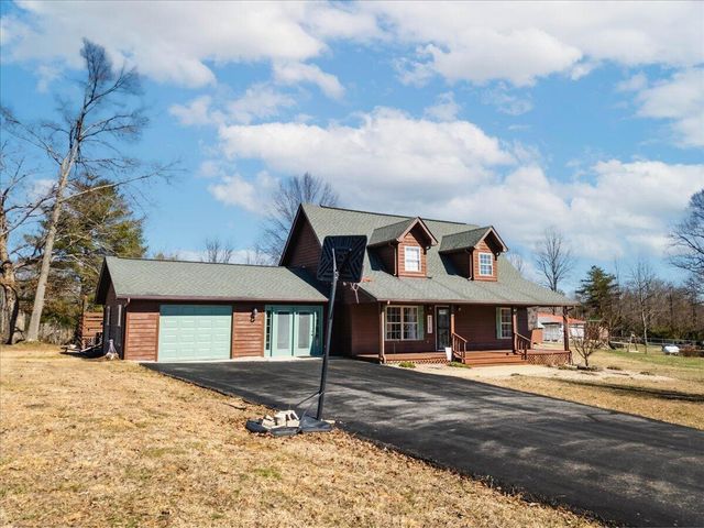 210 Cox Smith Lane, Corbin, KY 40701