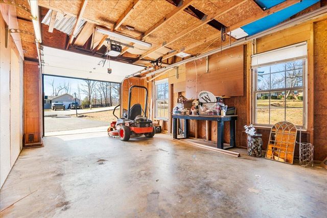 210 Cox Smith Lane, Corbin, KY 40701