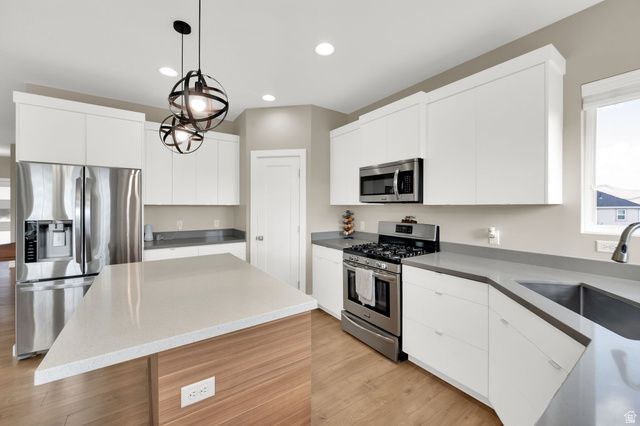 9853 N ELKHORN RD, Eagle Mountain, UT 84005