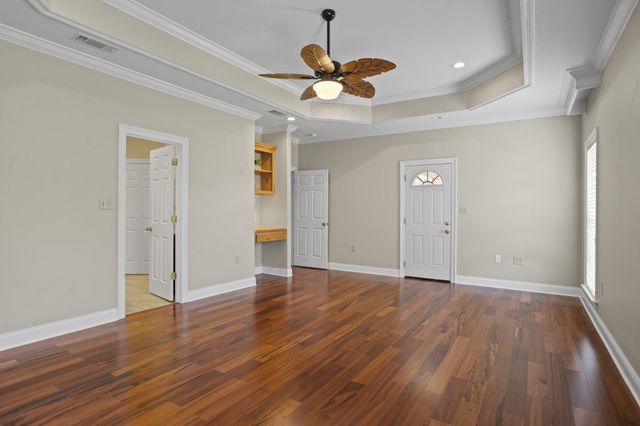 66 W Shore Dr., Hattiesburg, MS 39402