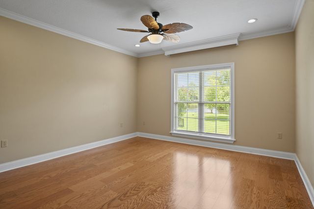 66 W Shore Dr., Hattiesburg, MS 39402