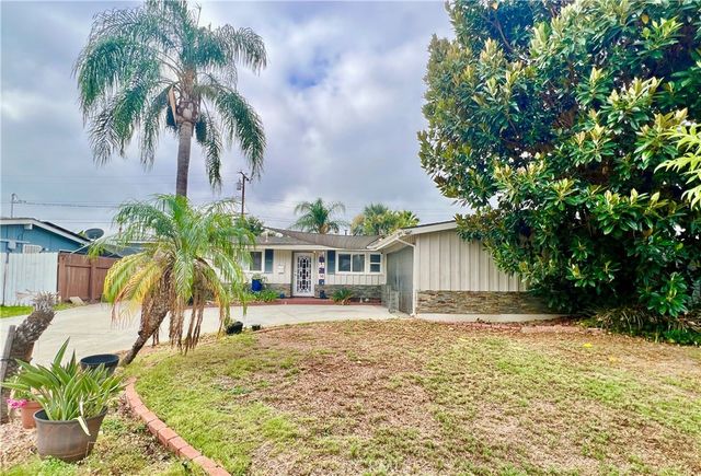 928 Bluecrest Street, Corona, CA 92882