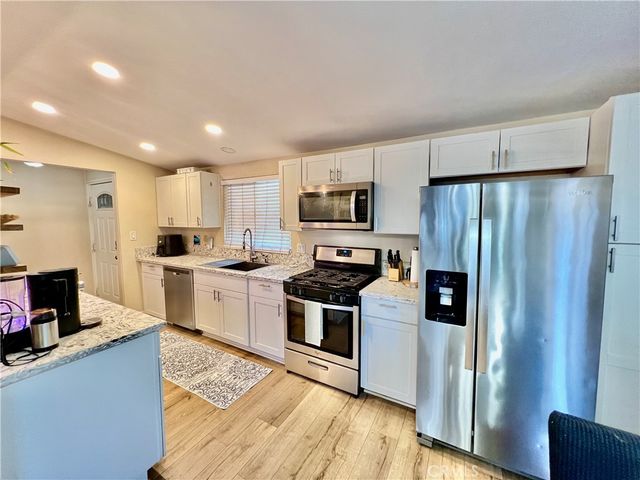 928 Bluecrest Street, Corona, CA 92882