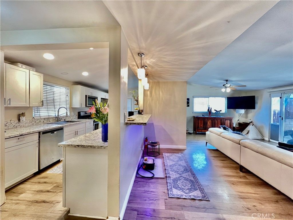 928 Bluecrest Street, Corona, CA 92882 — photo 4
