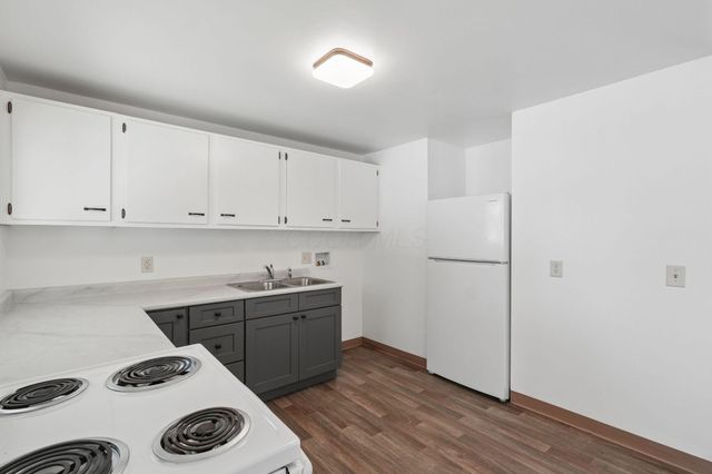 6634 Bartlett Road, Reynoldsburg, OH 43068
