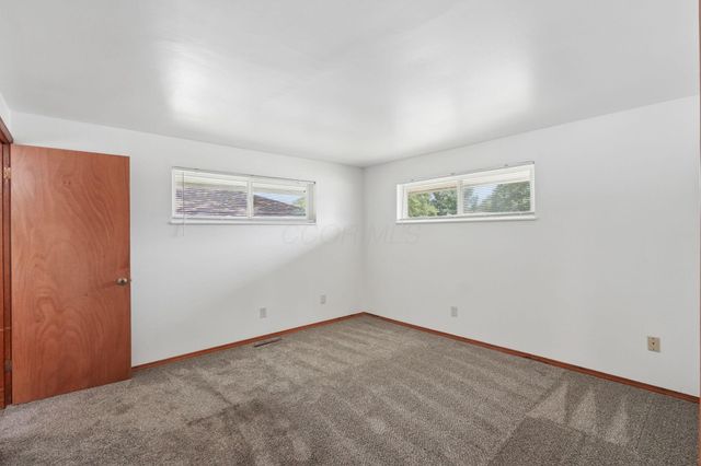 6634 Bartlett Road, Reynoldsburg, OH 43068